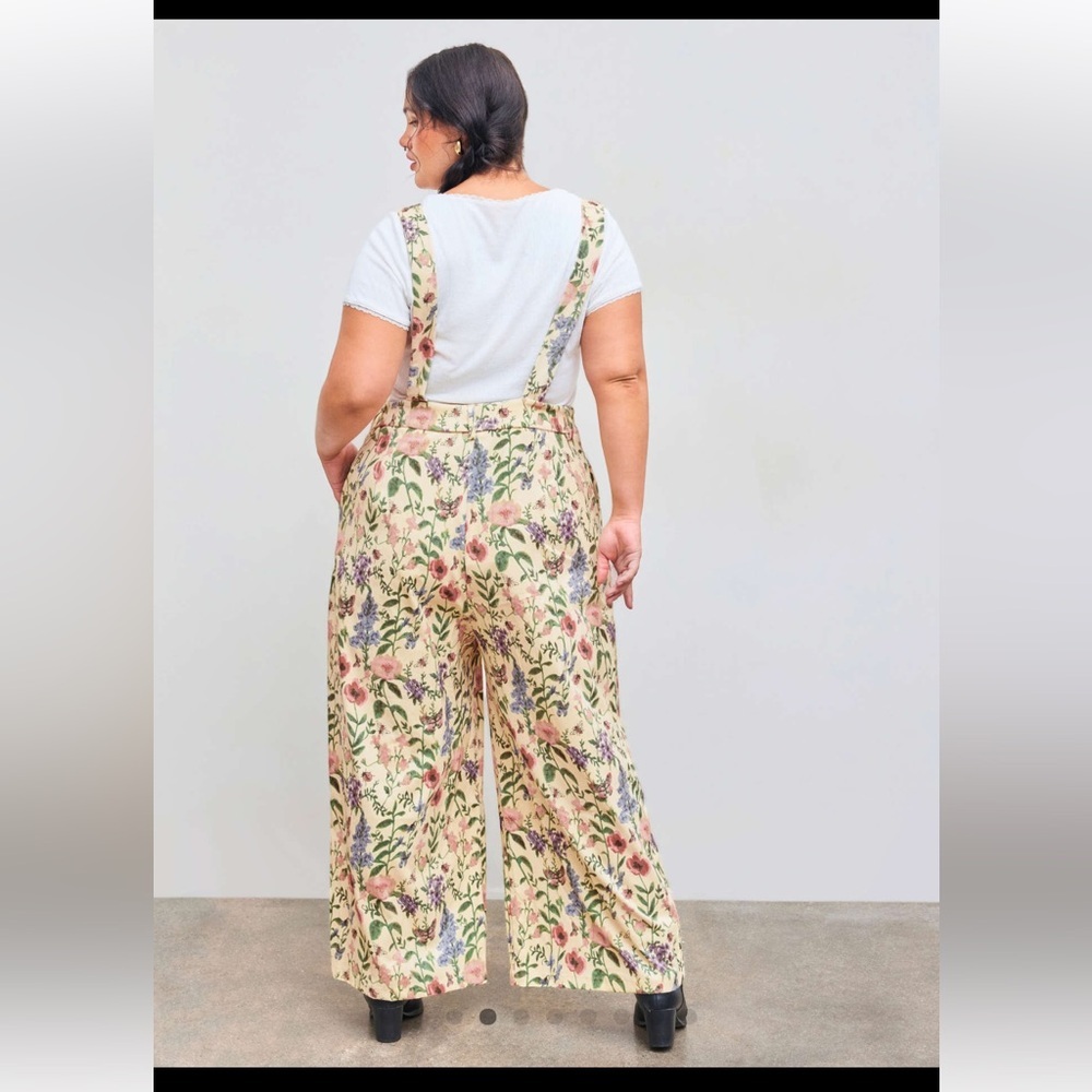 🆕➕️ CIDER Floral Lightweight Corduroy Button Wide Leg Jumpsuit CREAM 0XL $59 - Picture 10 of 16